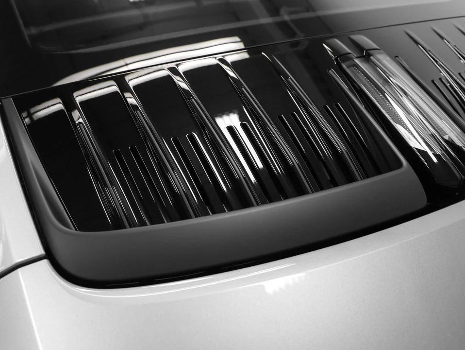 2026 Porsche 911 - Image 23 of 31