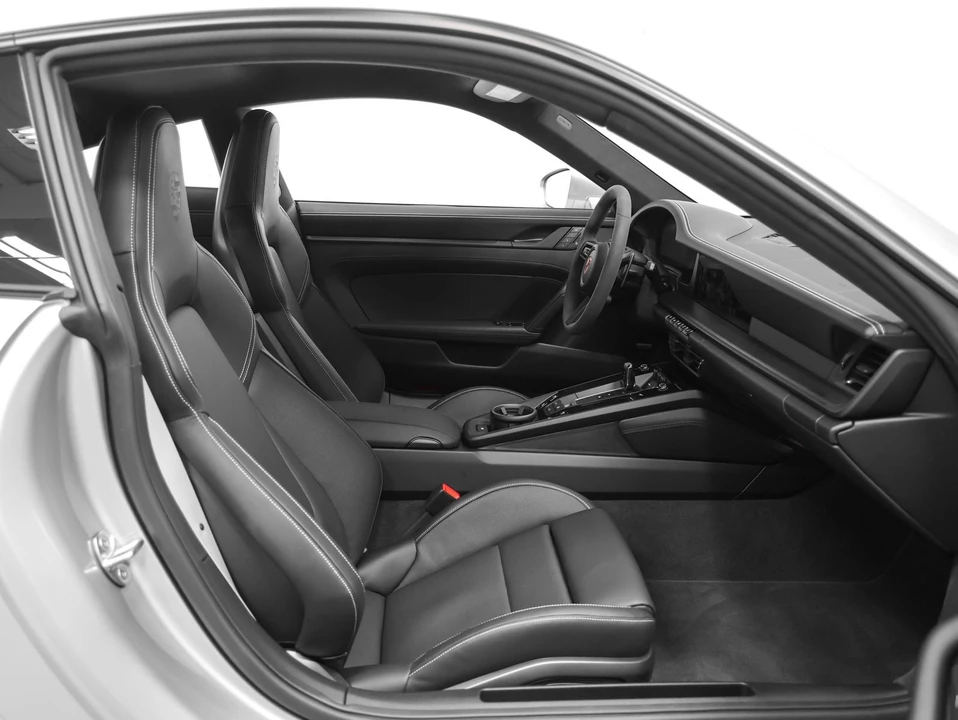 2026 Porsche 911 - Image 31 of 31