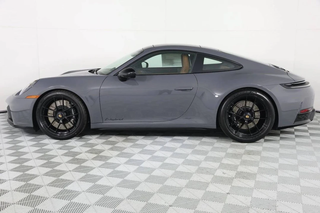 2026 Porsche 992 Carrera GTS - Image 2 of 5