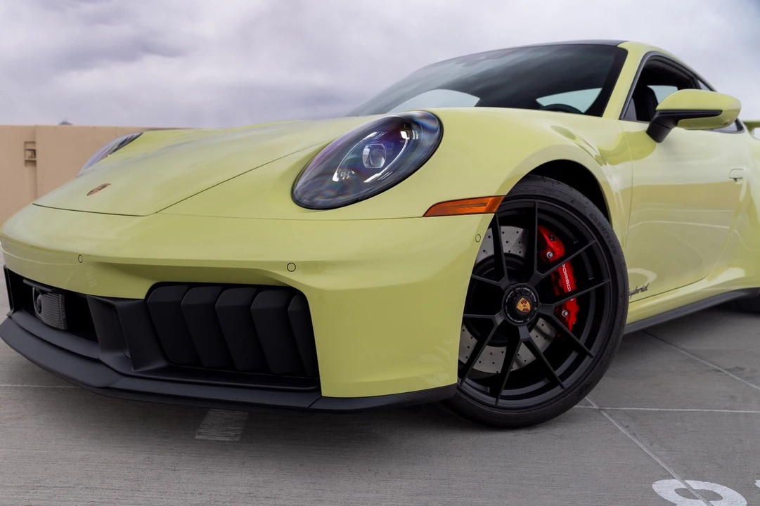 2026 Porsche 992 Carrera GTS - Image 15 of 31