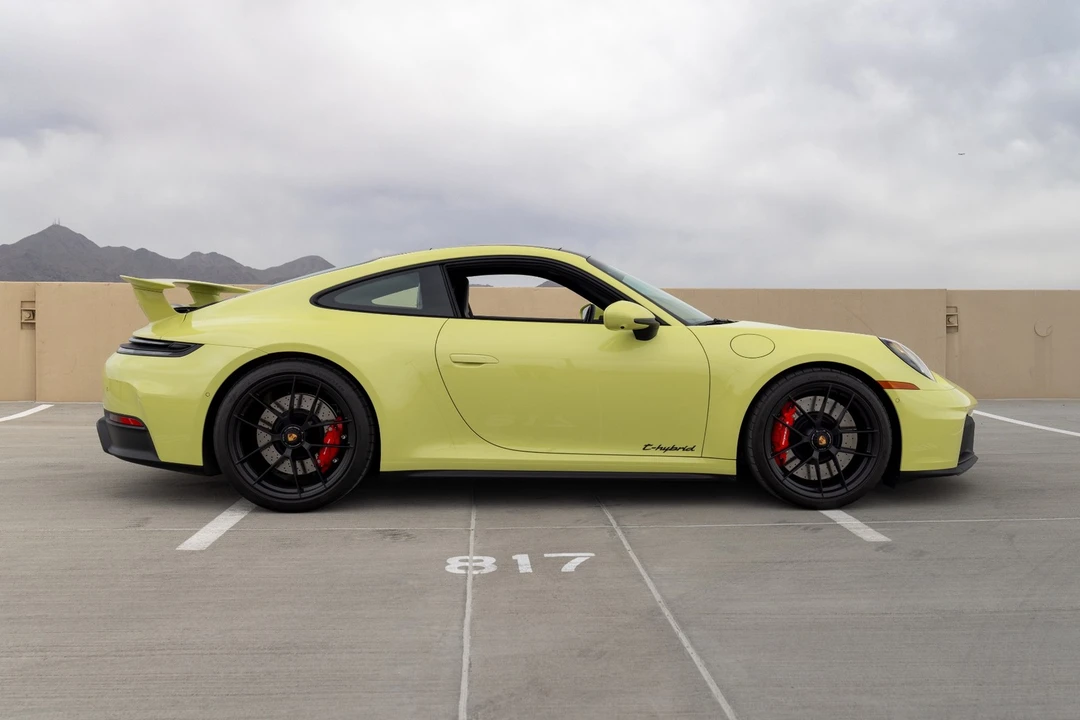 2026 Porsche 992 Carrera GTS - Image 7 of 31