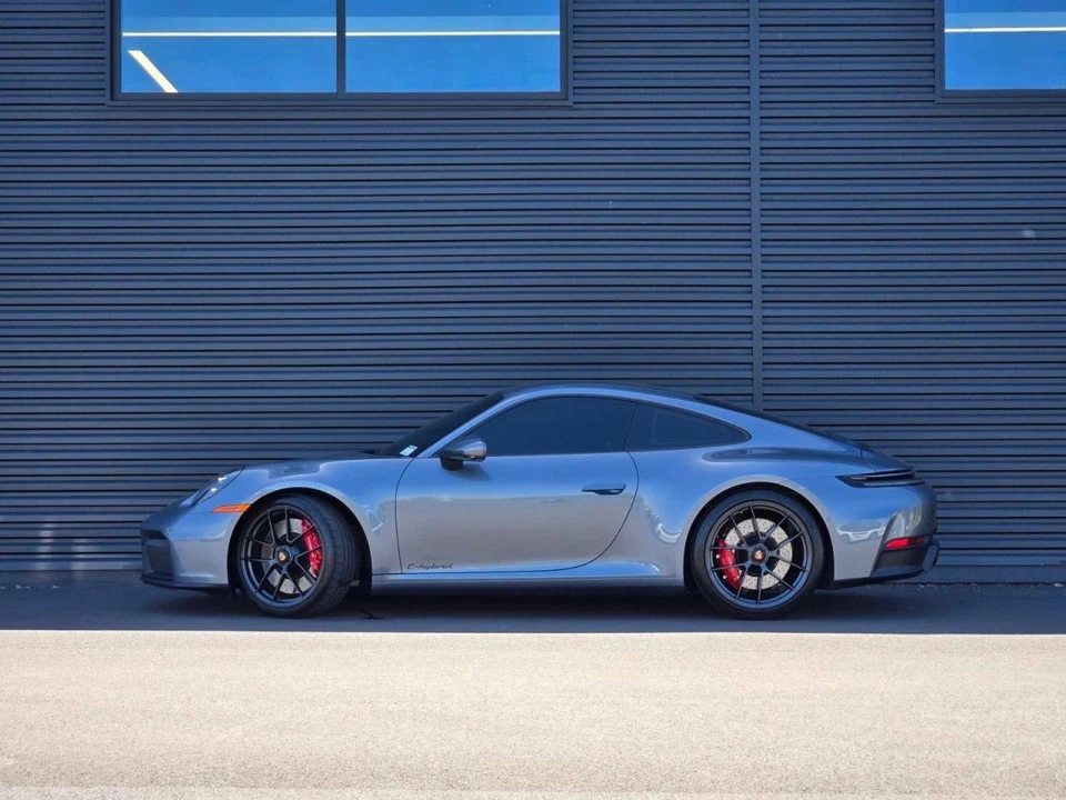 2026 Porsche 992 Carrera GTS - Image 3 of 5