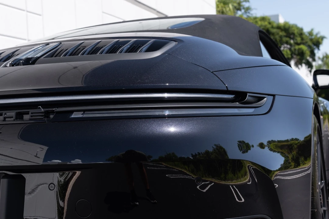 2026 Porsche - Image 18 of 31