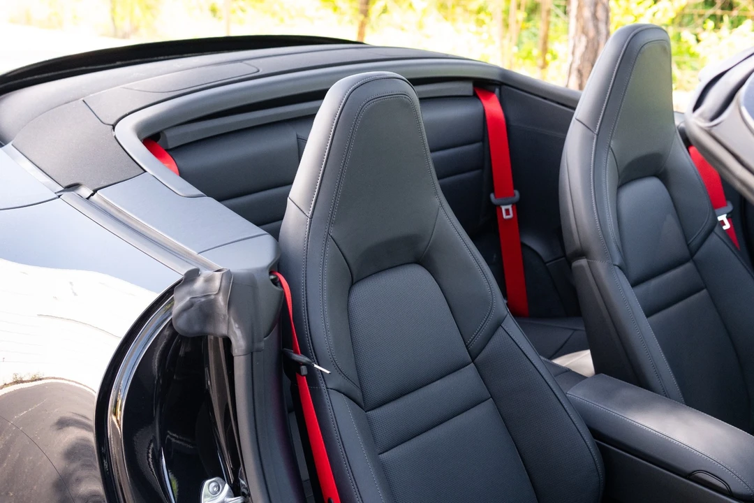 2026 Porsche - Image 8 of 31