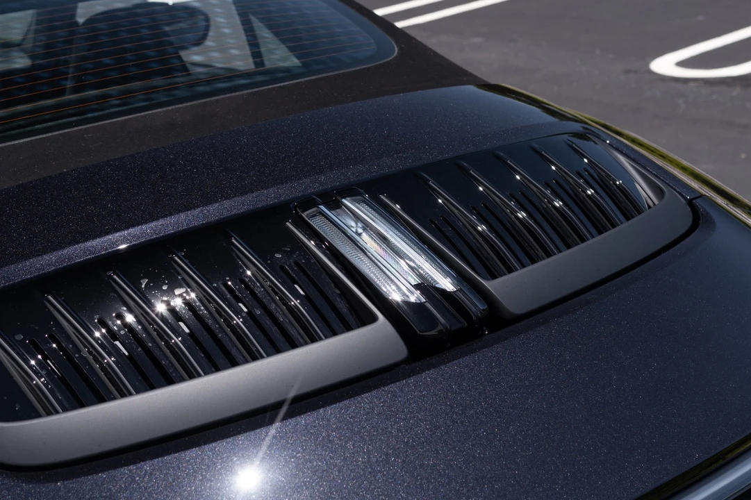 2026 Porsche - Image 22 of 31