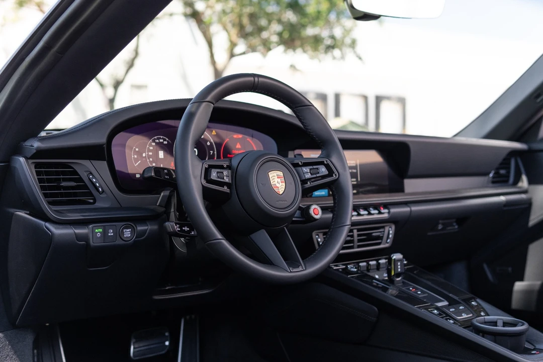 2026 Porsche - Image 5 of 31