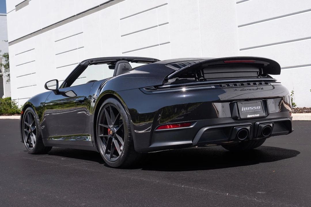 2026 Porsche - Image 28 of 31