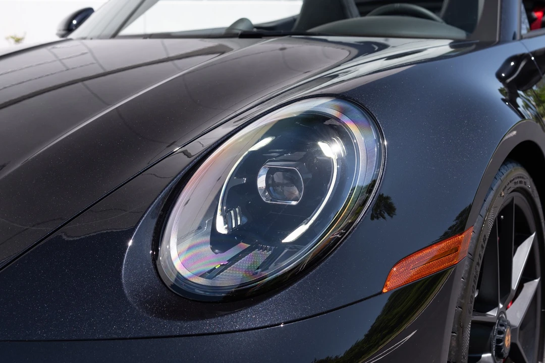 2026 Porsche - Image 25 of 31
