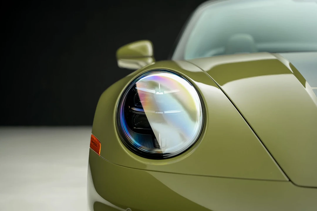 2026 Porsche 992 Carrera GTS - Image 11 of 31