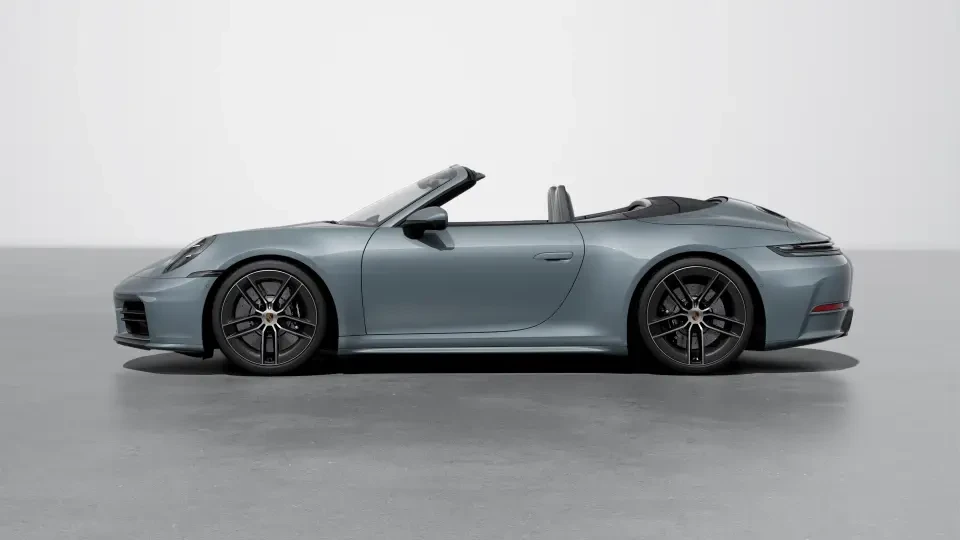 2026 Porsche 911 - Image 15 of 30