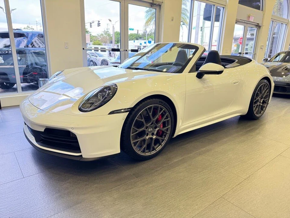2026 Porsche 992 Carrera S - Image 7 of 31