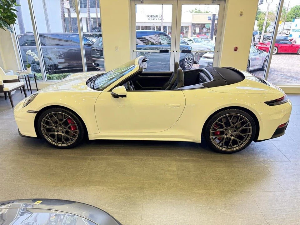 2026 Porsche 992 Carrera S - Image 9 of 31