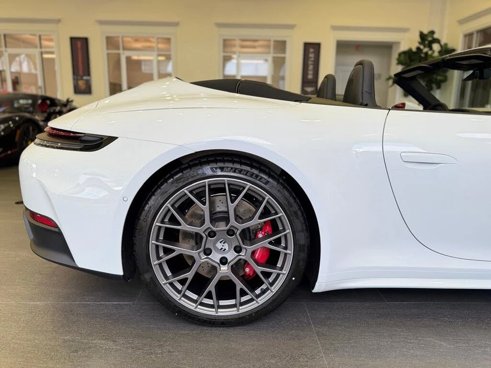 2026 Porsche 992 Carrera S - Image 24 of 31