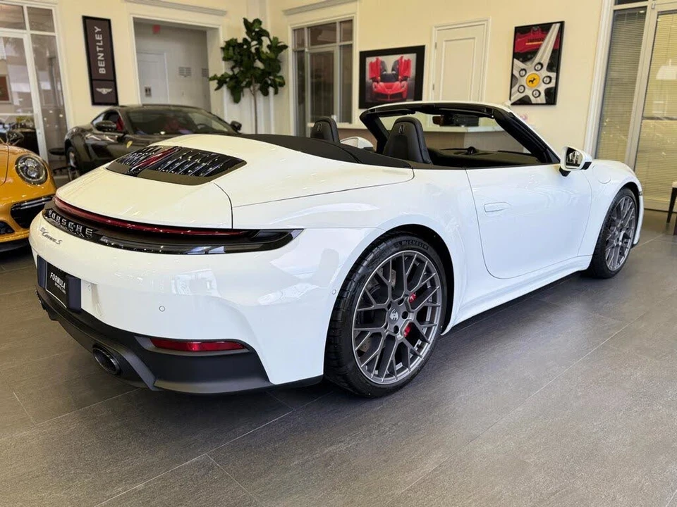 2026 Porsche 992 Carrera S - Image 16 of 31