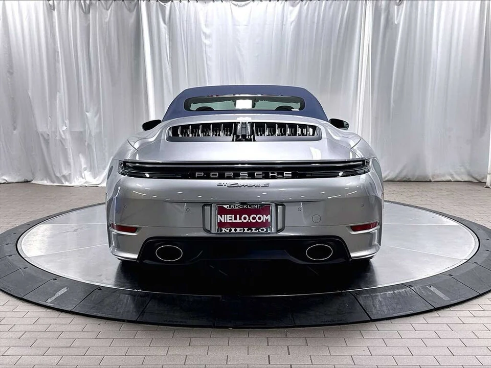 2026 Porsche 992 Carrera S - Image 7 of 31