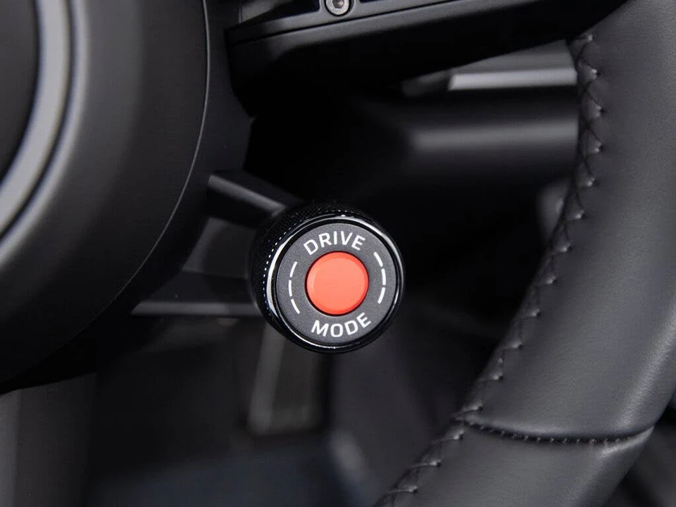 2026 Porsche 992 Carrera S - Image 24 of 31