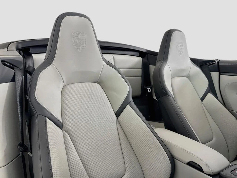 2026 Porsche 992 Carrera S - Image 18 of 31