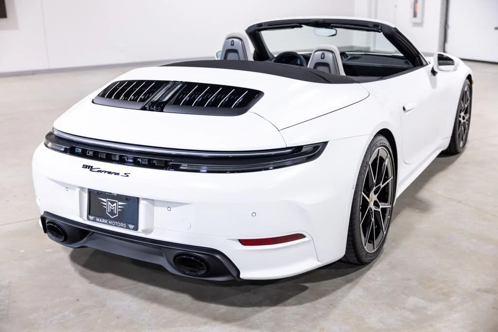 2026 Porsche 992 Carrera S - Image 14 of 31