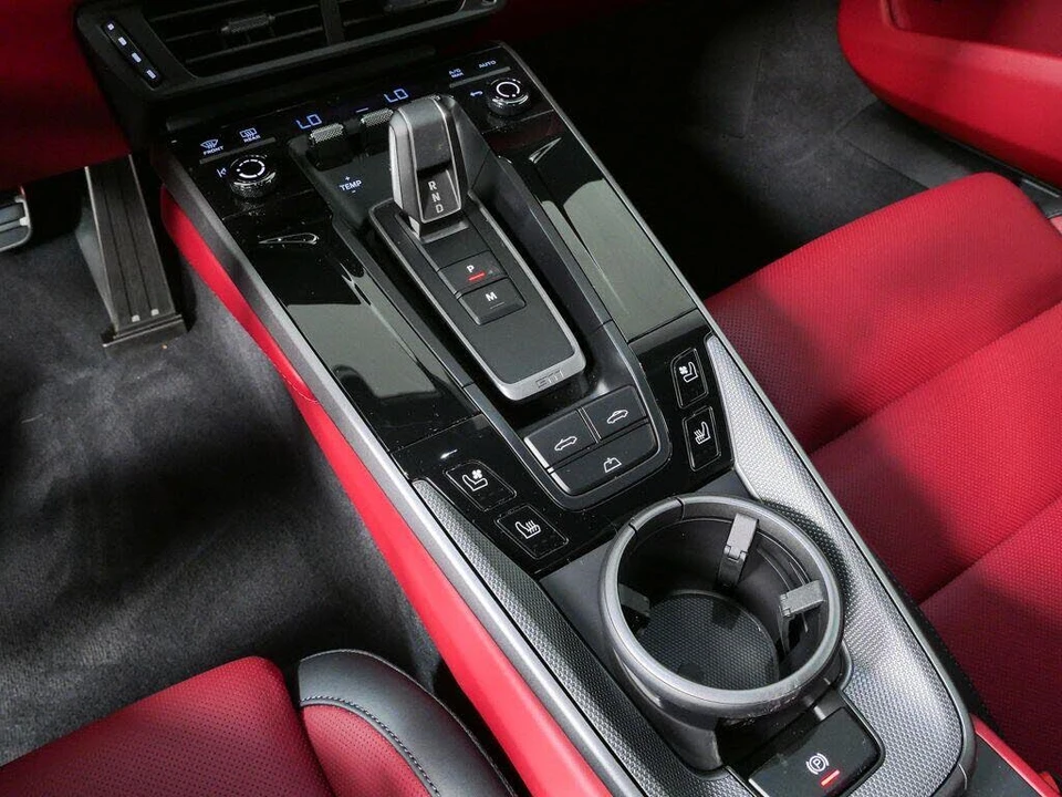 2026 Porsche 992 Carrera S - Image 19 of 31