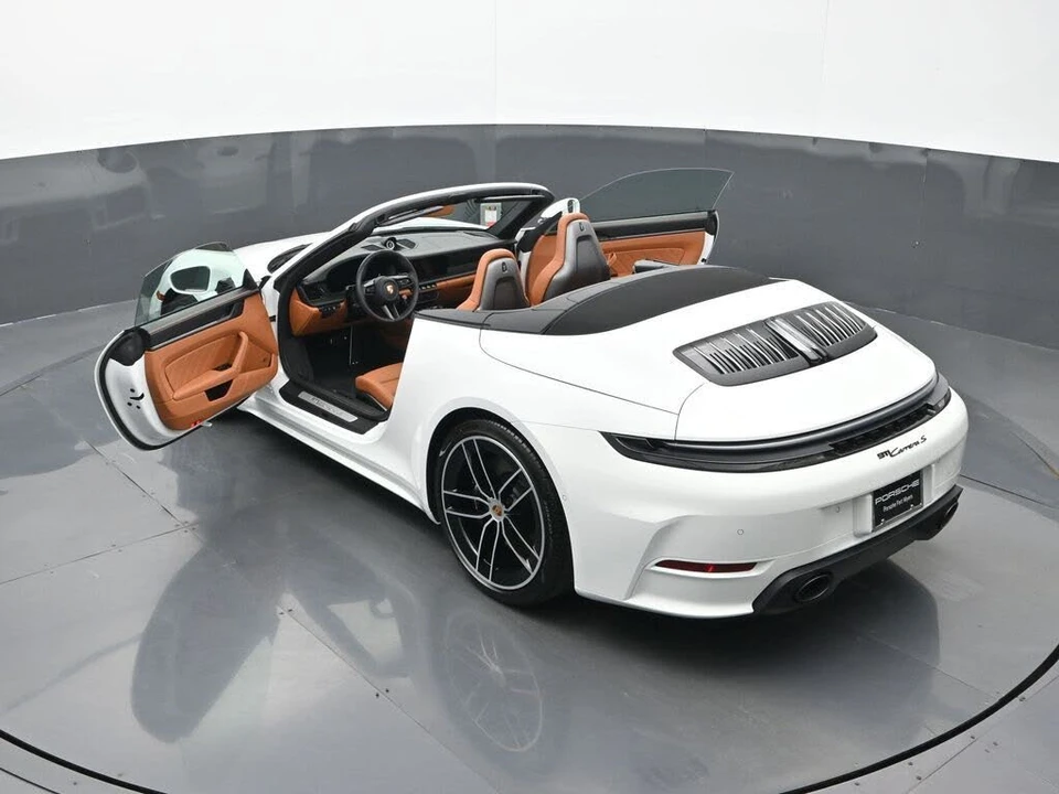 2026 Porsche 992 Carrera S - Image 25 of 30
