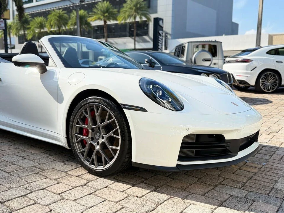 2026 Porsche 992 Carrera S - Image 8 of 31
