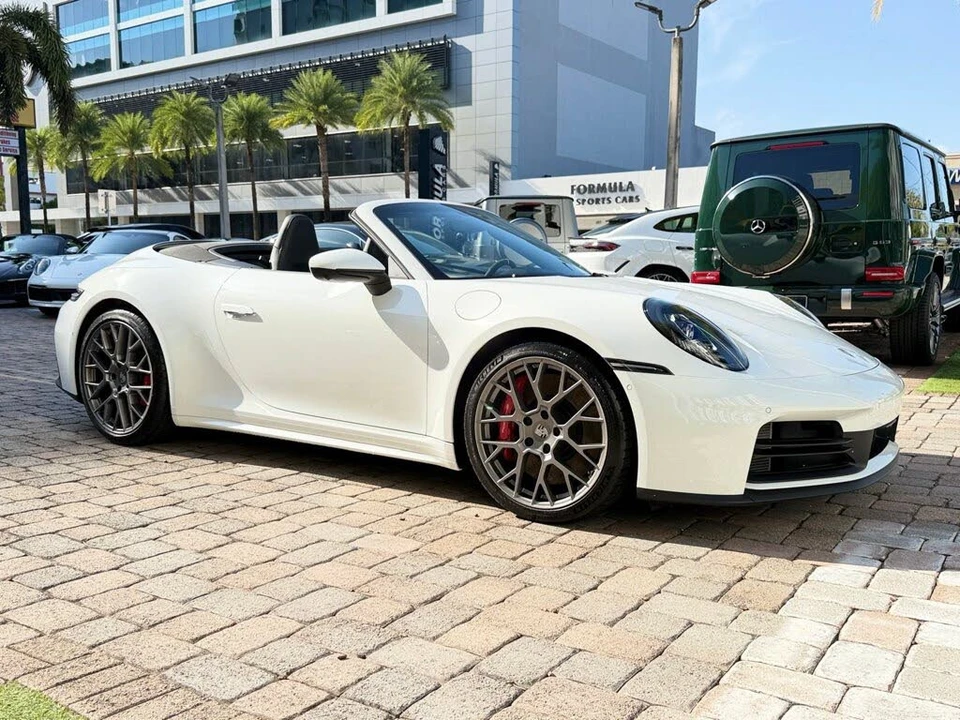2026 Porsche 992 Carrera S - Image 9 of 31