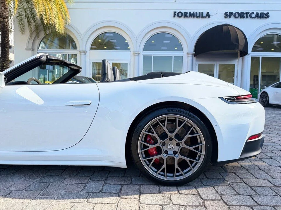 2026 Porsche 992 Carrera S - Image 25 of 31
