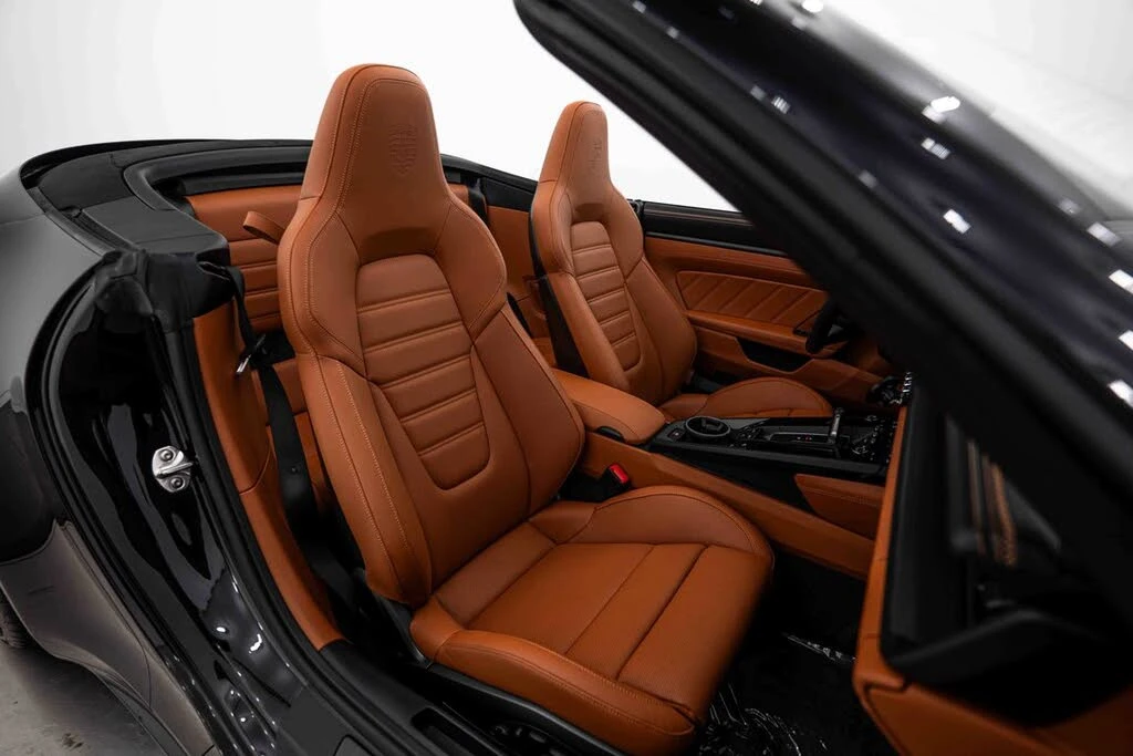 2026 Porsche 992 Carrera S - Image 13 of 31