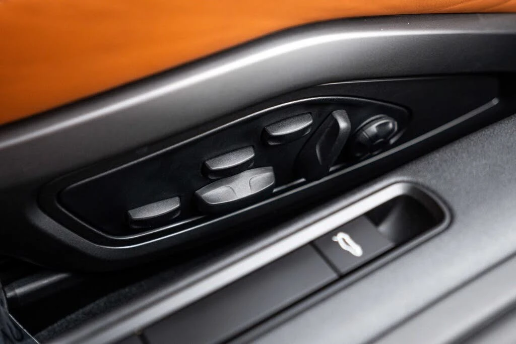 2026 Porsche 992 Carrera S - Image 24 of 31
