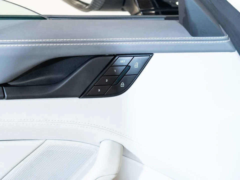 2026 Porsche 992 Carrera S - Image 14 of 25
