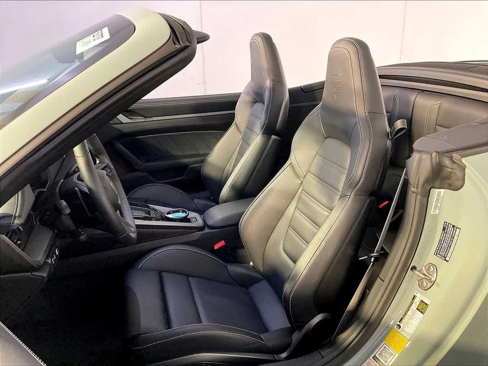 2026 Porsche 992 Carrera S - Image 5 of 7
