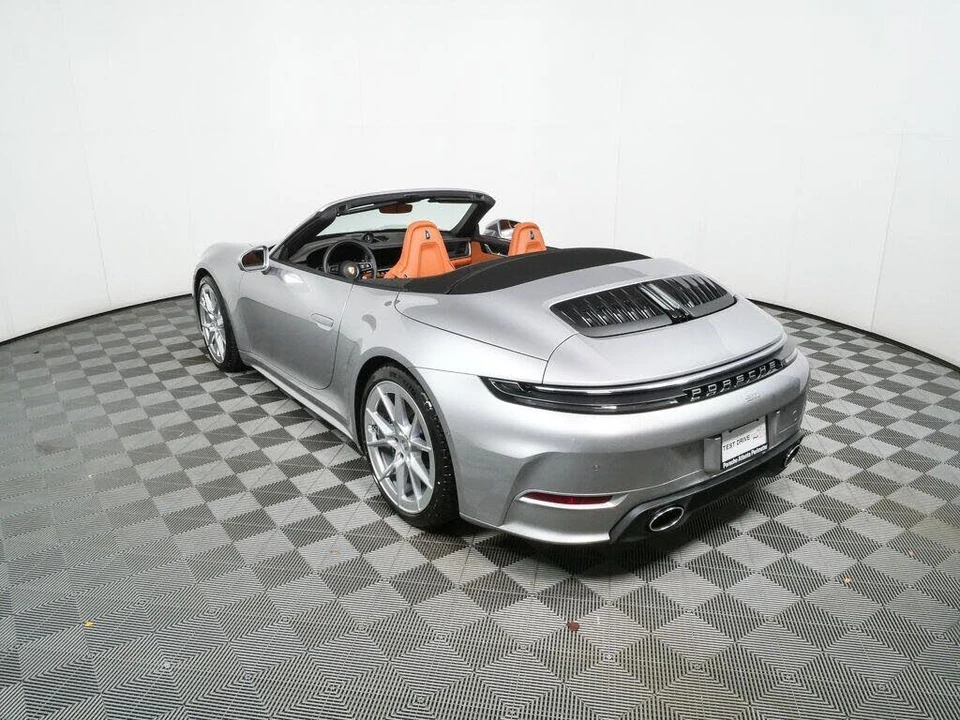 2026 Porsche 992 Carrera S - Image 25 of 31