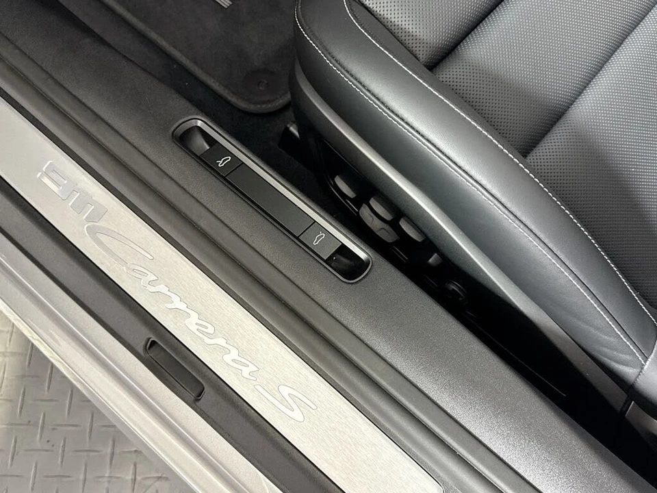 2026 Porsche 992 Carrera S - Image 25 of 31