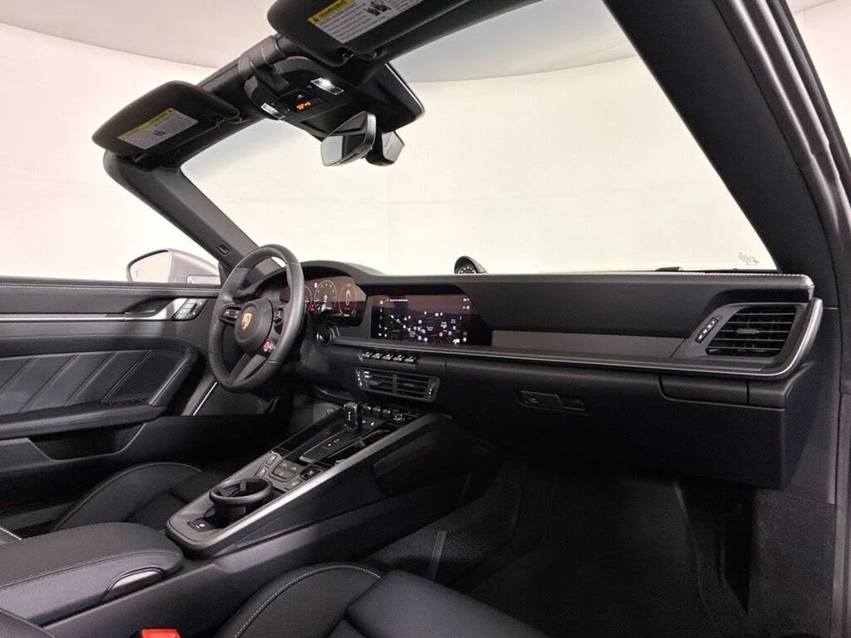 2026 Porsche 992 Carrera S - Image 17 of 31