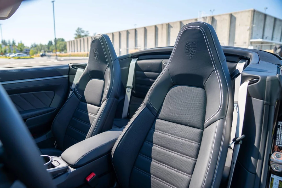 2026 Porsche 992 Carrera S - Image 5 of 5
