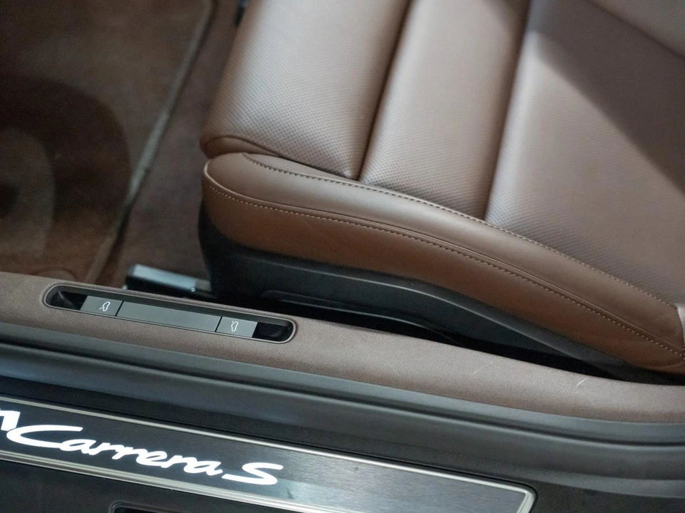 2026 Porsche 992 Carrera S - Image 14 of 28
