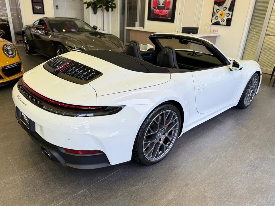 2026 Porsche 992 Carrera S - Image 18 of 31
