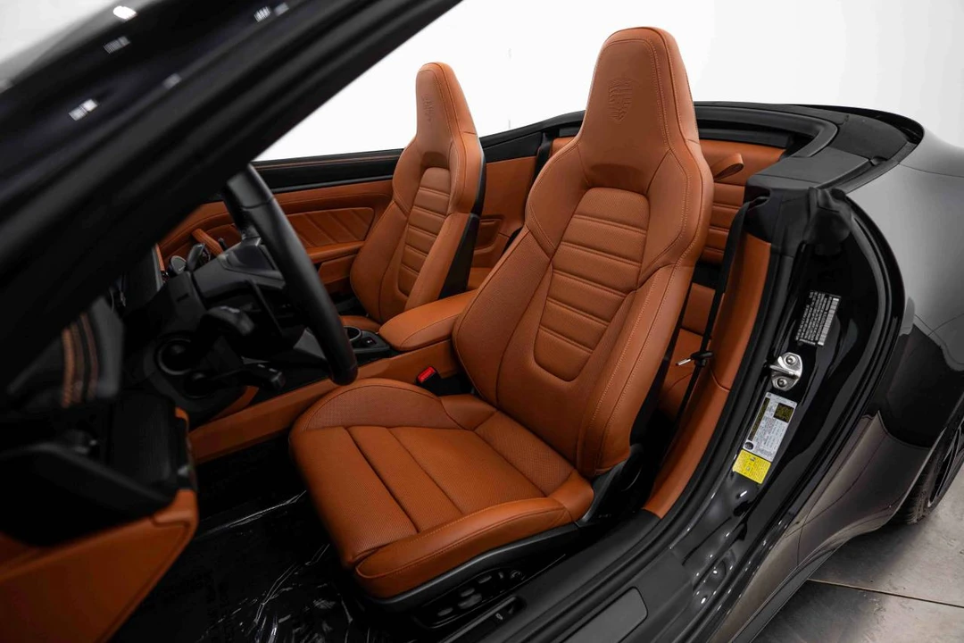 2026 Porsche 992 Carrera S - Image 4 of 4