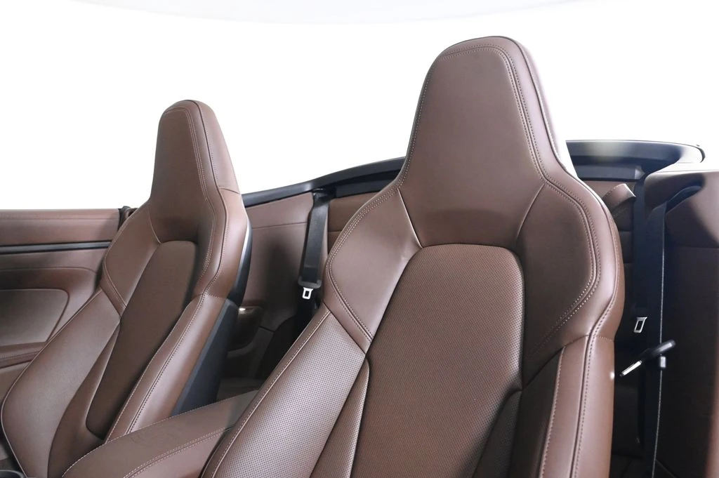 2026 Porsche 992 Carrera S - Image 5 of 31