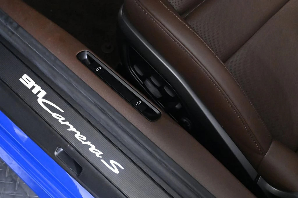2026 Porsche 992 Carrera S - Image 25 of 31