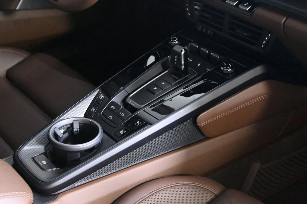 2026 Porsche 992 Carrera S - Image 27 of 31