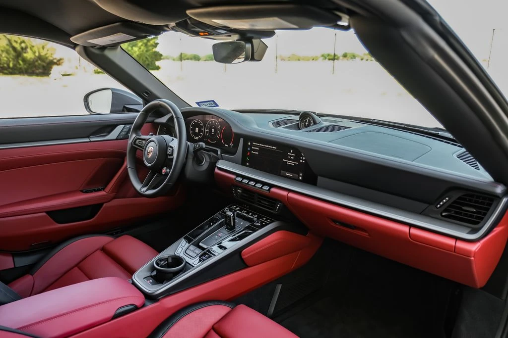 2026 Porsche 911 - Image 20 of 31