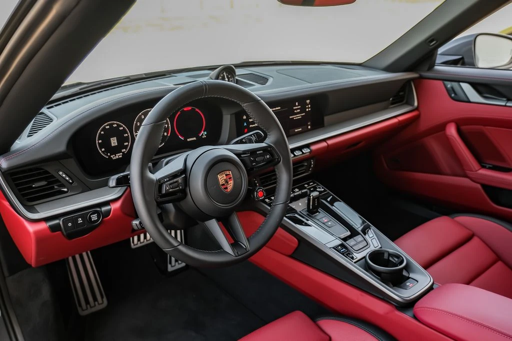 2026 Porsche 911 - Image 2 of 31