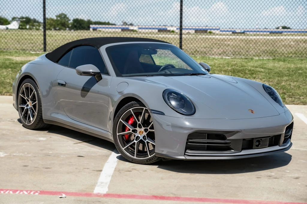 2026 Porsche 911 - Image 8 of 31