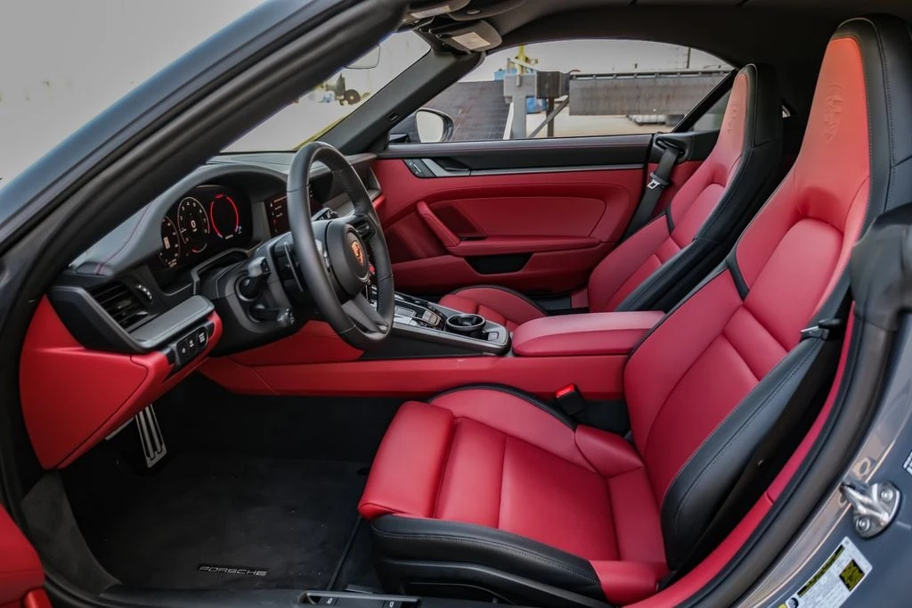 2026 Porsche 911 - Image 3 of 31