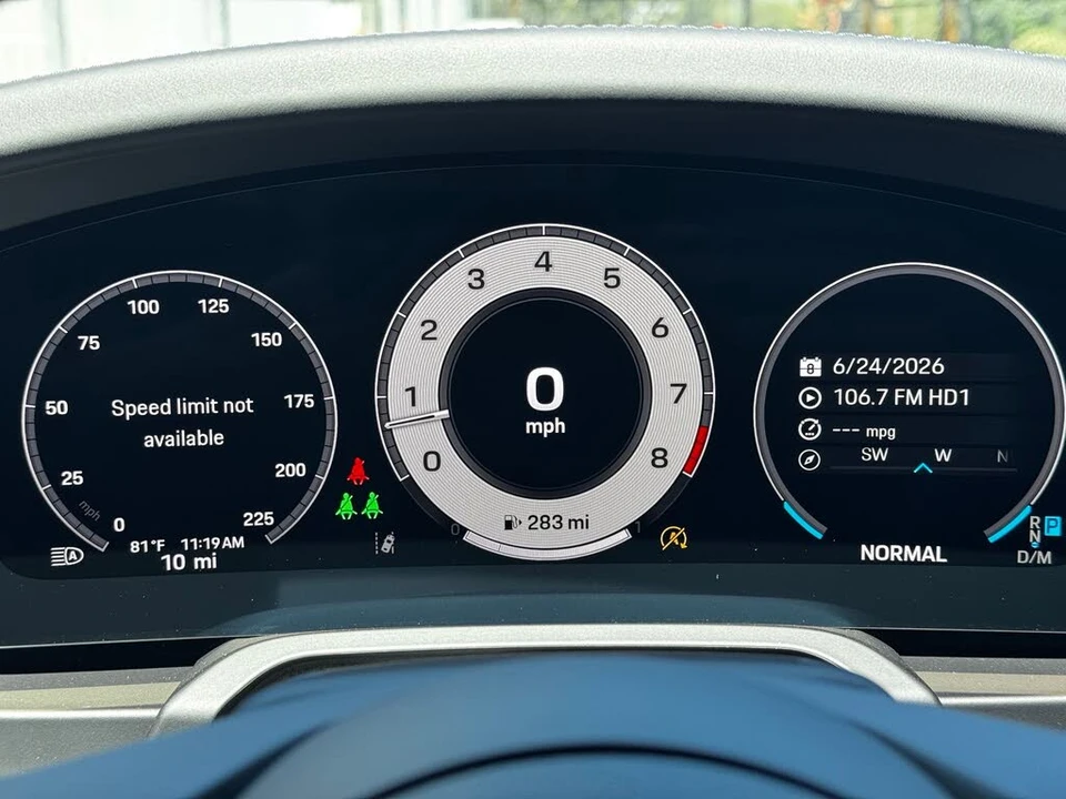 2026 Porsche 992 Carrera S - Image 17 of 31