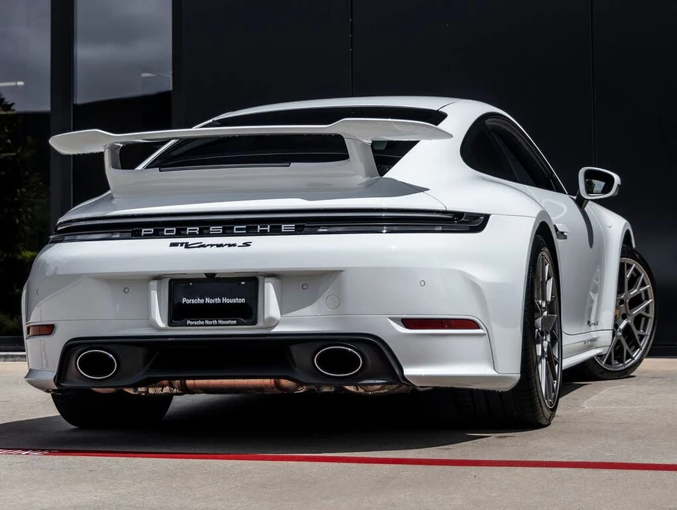 2026 Porsche 992 Carrera S - Image 11 of 31