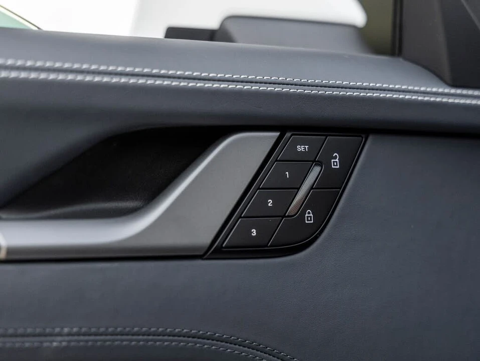 2026 Porsche 992 Carrera S - Image 21 of 31