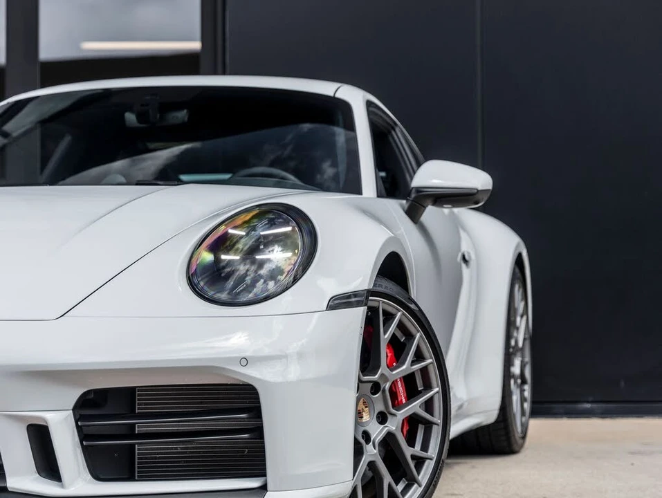 2026 Porsche 992 Carrera S - Image 17 of 31