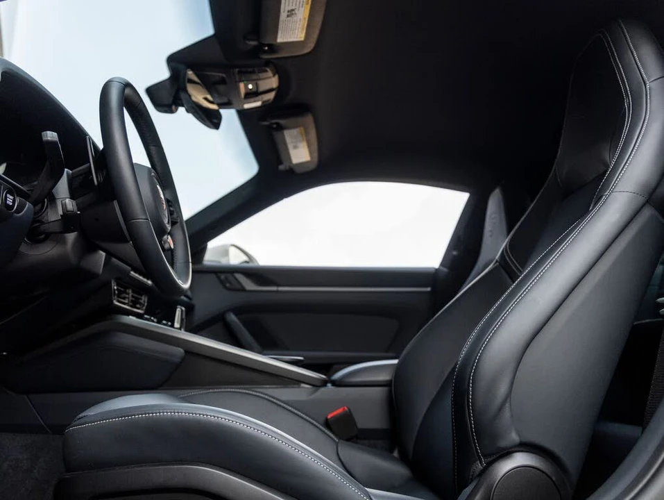 2026 Porsche 992 Carrera S - Image 24 of 31